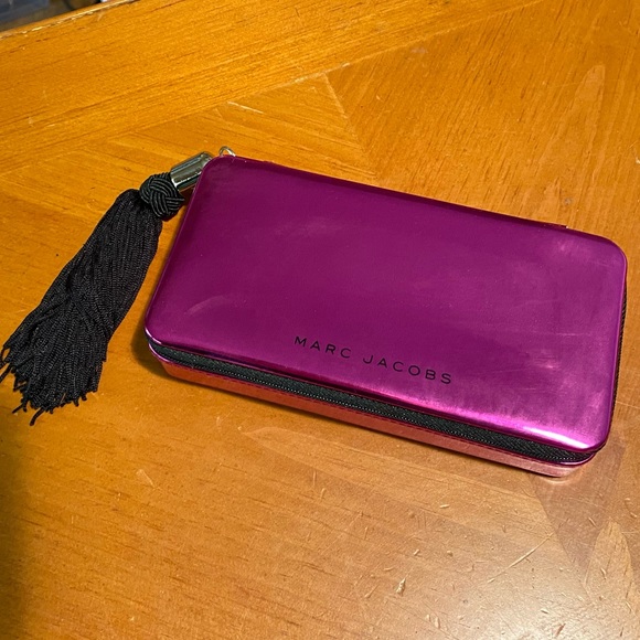 Marc Jacobs Cosmetic Case/Clutch - Picture 3 of 13